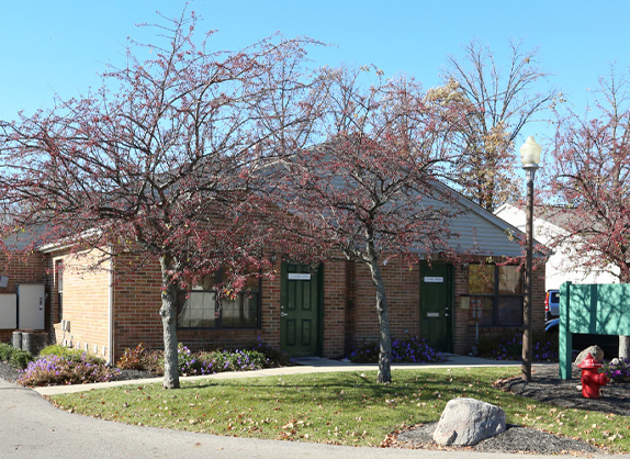 Deercreek Village Apartments | Bellefontaine, OH | Lockwood Communities - top(4)